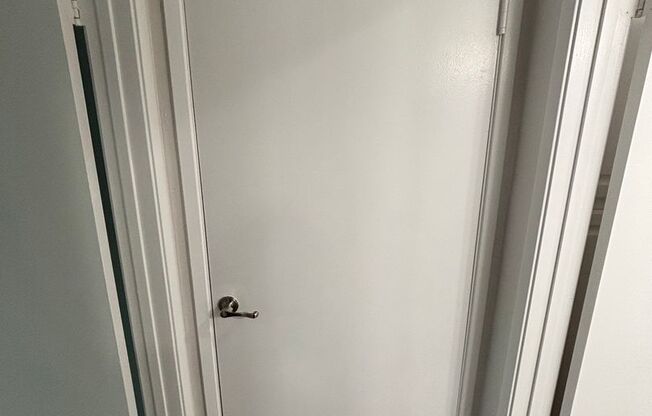 1 bed, 1 bath, 750 sqft, $2,220, Unit 714