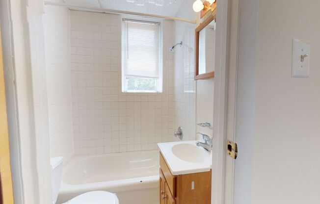 1 bed, 1 bath, 396 sqft, $1,125, Unit A303