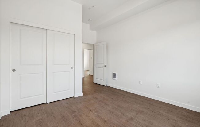 3 beds, 2 baths, 1,329 sqft, $2,199, Unit 67