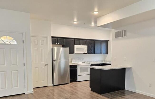 3 beds, 2 baths, 1,200 sqft, $1,750, Unit 1863-B240