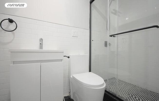 49 E 56 ST