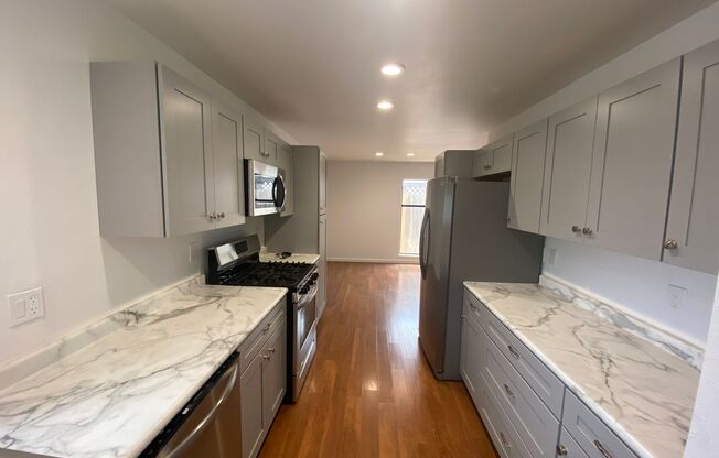 Beautiful, Remodeled 3 Bed, 2 Bath in the Heart of Clairemont!