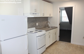 1 bed, 1 bath, $1,995, Unit 4