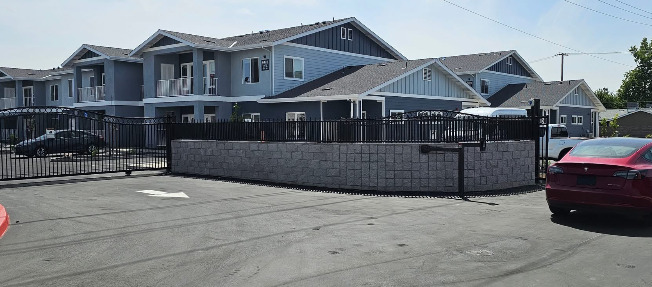 6470 STOCKTON BLVD