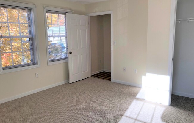 2 beds, 1 bath, 1,000 sqft, $2,644, Unit 6