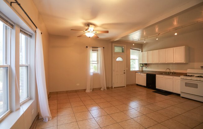1445 ARGYLE