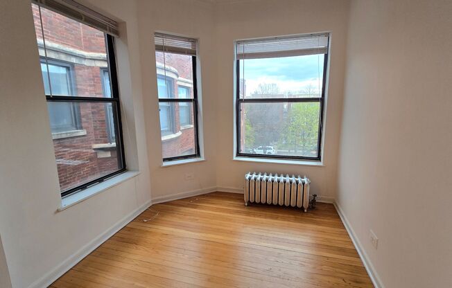 1 bed, 1 bath, 700 sqft, $1,500, Unit 7726-3A