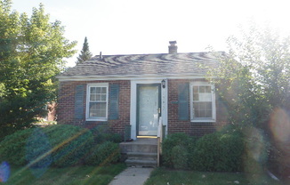 3 beds, 1 bath, $1,200