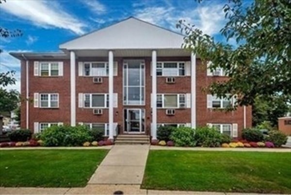 924 MAIN