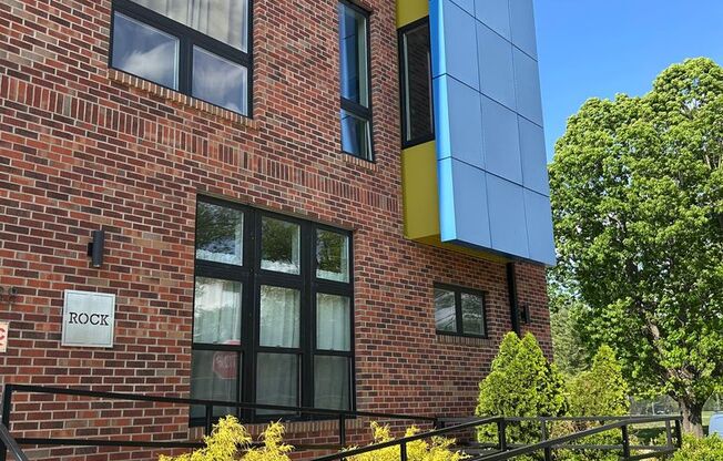 5938 Henry Ave LLC