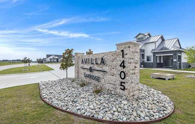 Welcome to your new home at Avilla Oakridge!