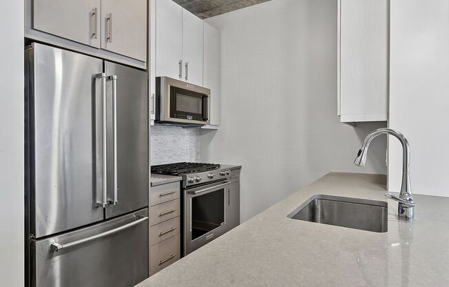 1 bed, 1 bath, 738 sqft, $2,725, Unit 503