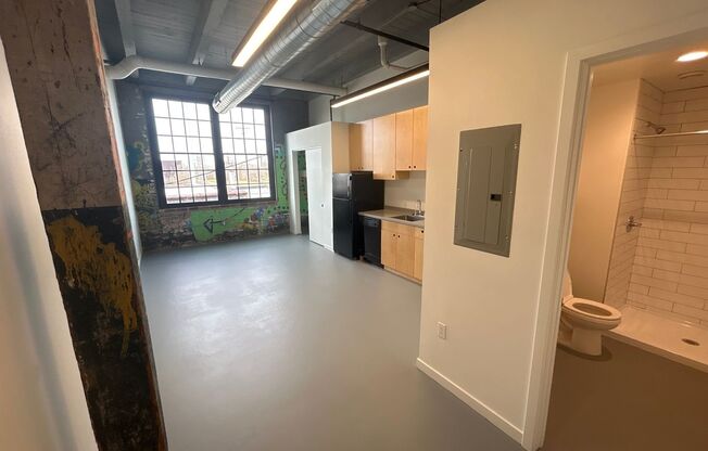 Studio, 1 bath, 362 sqft, $835, Unit 212