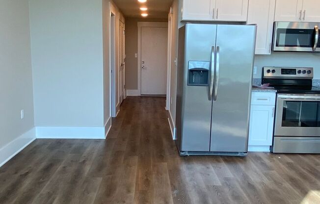 1 bed, 1.5 baths, 998 sqft, $1,075, Unit 58