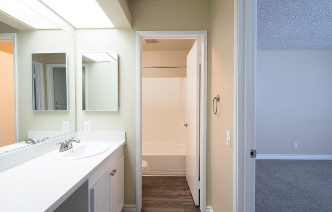 1 bed, 1 bath, 844 sqft, $2,595, Unit 207