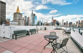 1 bed, 1.5 baths, $5,500, Unit 20H