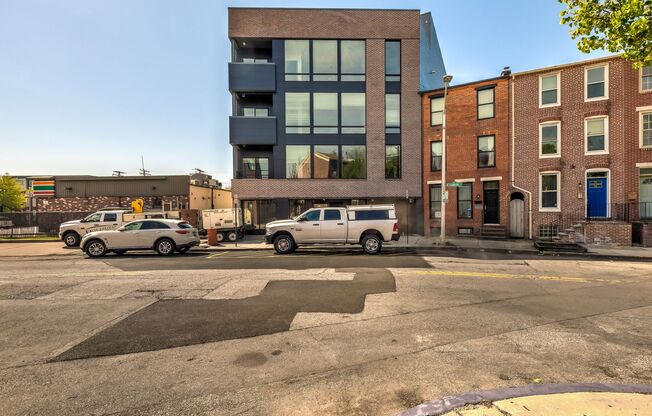 2 beds, 2 baths, 1,000 sqft, $2,199, Unit 402