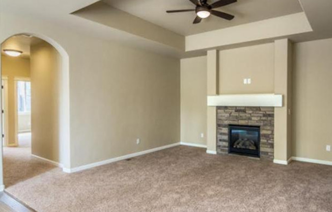 3 beds, 2 baths, $2,695