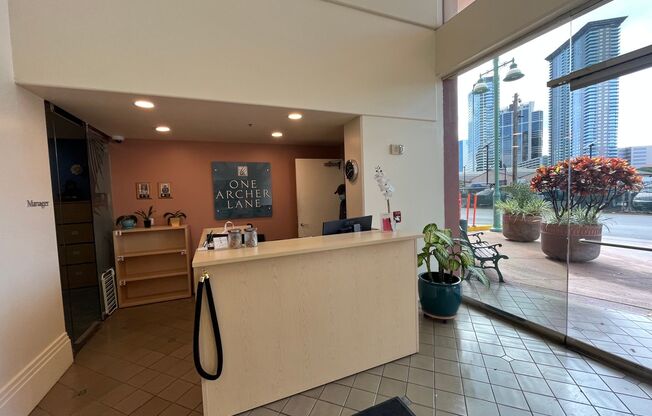 801 S. King Street - One Archer Lane 1 Bed 1 Bath with one Covered Parking Stall Excellent Condition!!