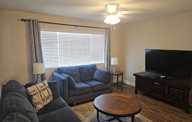 3 beds, 1 bath, $1,650