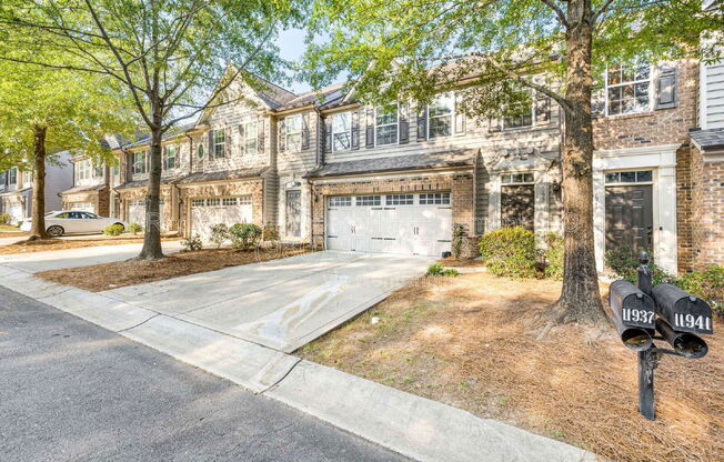 11937 ELIZABETH MADISON CT