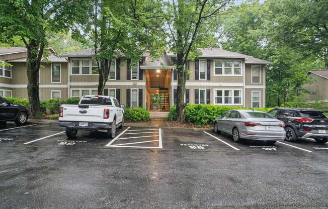 5157 ROSWELL RD
