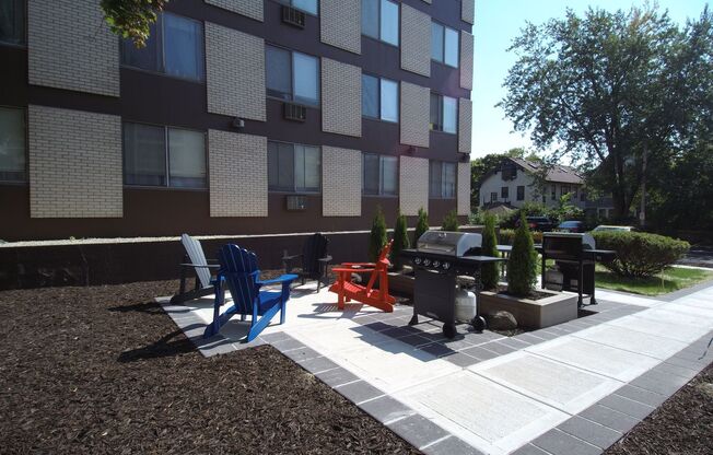 1 bed, 1 bath, 620 sqft, $1,225, Unit 215