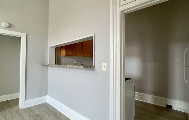 3 beds, 2 baths, 900 sqft, $1,500, Unit 1324-3F