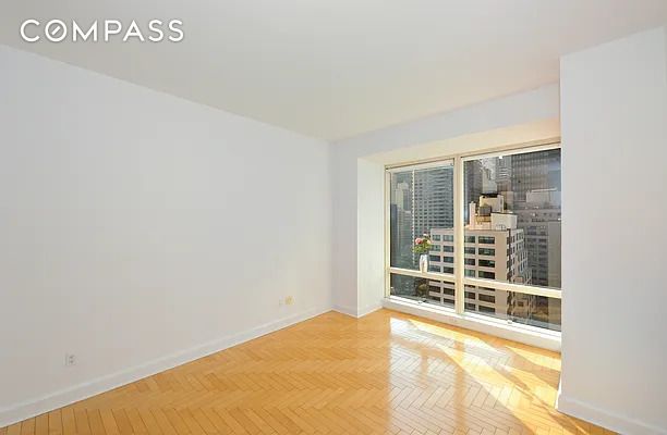 2 beds, 2 baths, $8,750, Unit 56E