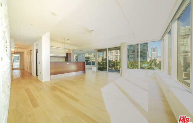 1 bed, 1.8 baths, 1,400 sqft, $3,990, Unit 817