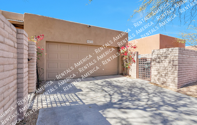 1711 N BAXTER DR