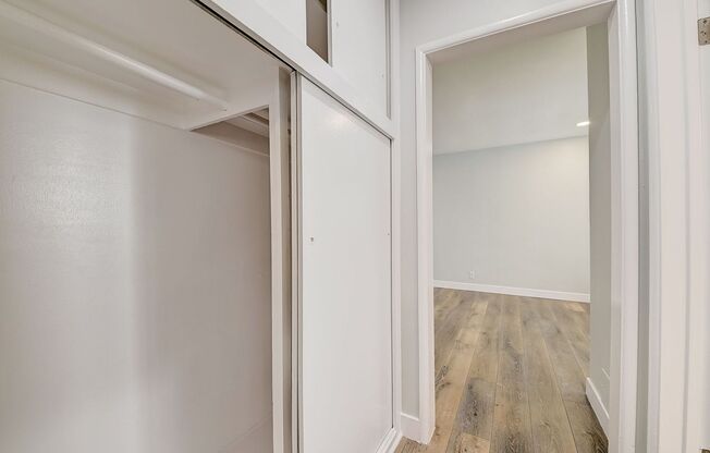 1 bed, 1 bath, 695 sqft, $1,598, Unit 10