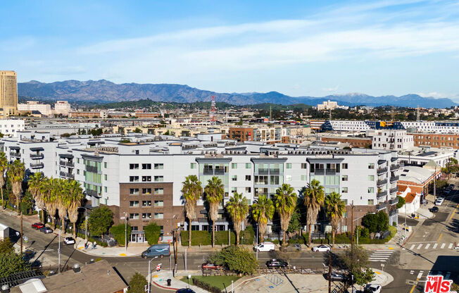 2 beds, 1.8 baths, 1,240 sqft, $3,700, Unit 240