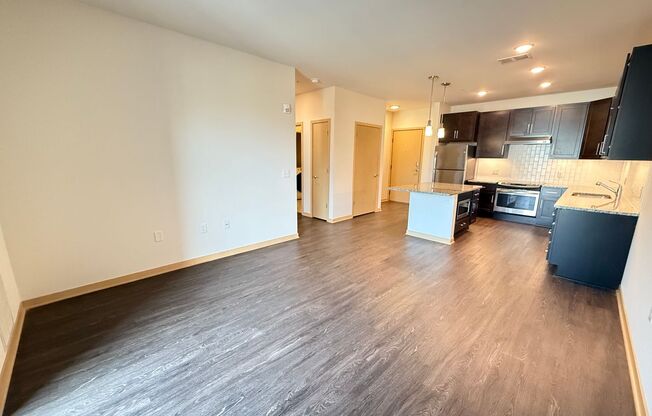 1 bed, 1 bath, 759 sqft, $1,725, Unit Unit 109