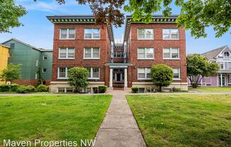 215 S G St