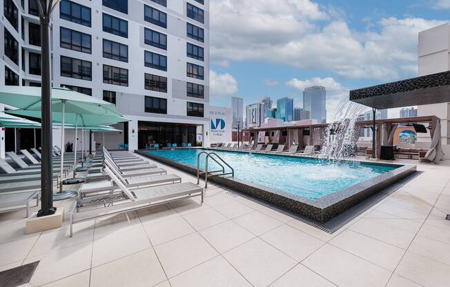 Grand Station | Miami | Pool & Skyline