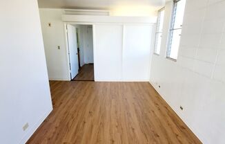 Large One Bedroom- 1749 Fern Street #4