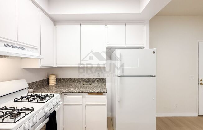 2 beds, 2 baths, 1,000 sqft, $2,495, Unit 213