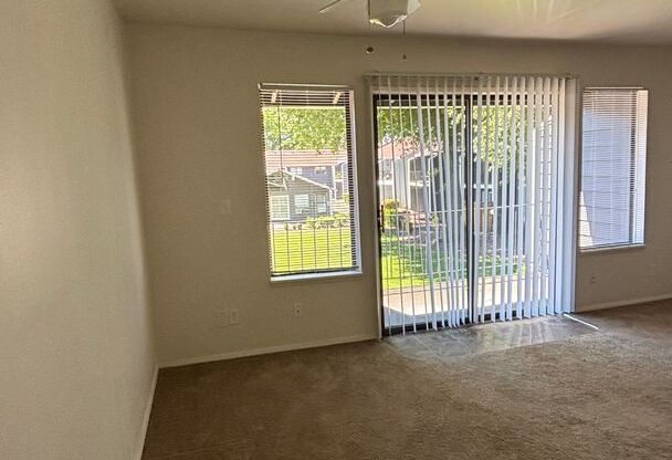 1 bed, 1 bath, 800 sqft, $1,299, Unit 44