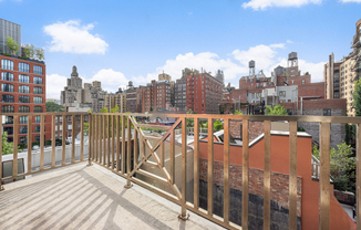 82 UNIVERSITY PL
