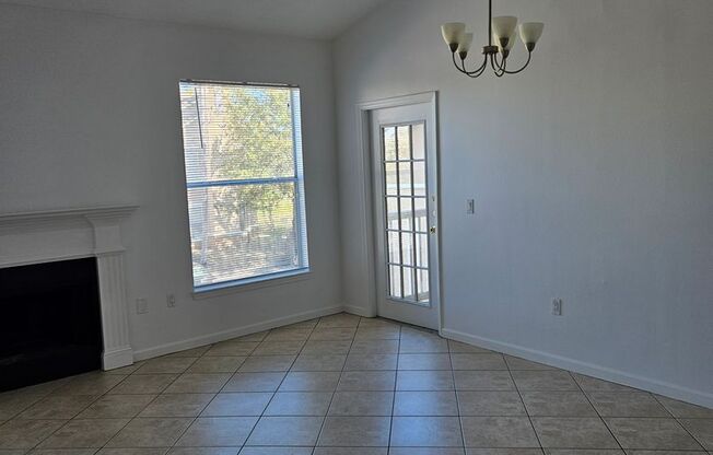 2 Bedroom, 2 bathroom Townhouse for Rent in New Tampa!