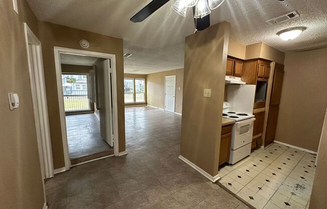 1 bed, 1 bath, $810, Unit APARTMENT 606