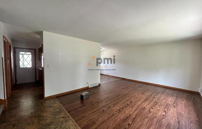 8136 GRACE PL