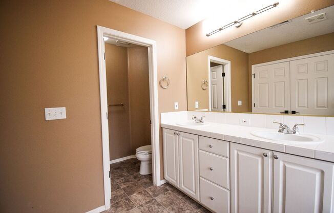 4 beds, 2.5 baths, $3,295