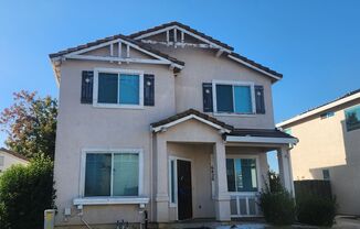 4 Bedroom Home in Elk Grove