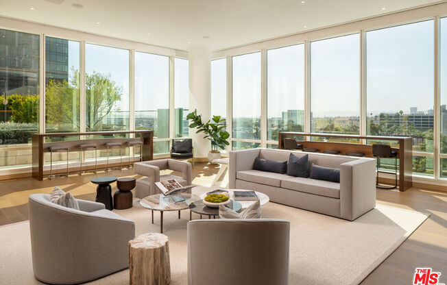 3 beds, 3.5 baths, 2,864 sqft, $17,937, Unit 5802