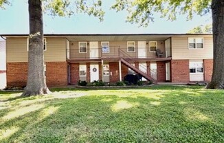 426 S BOSSE AVE
