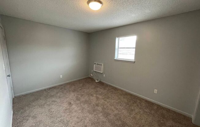 1 bed, 1 bath, $525