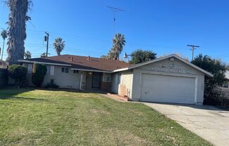 3 Bedroom 2 Bath Home in Sacramento Available NOW