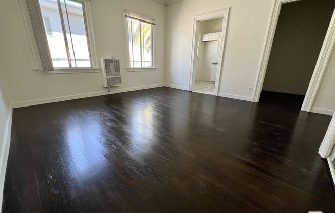 Studio, 1 bath, 450 sqft, $1,450, Unit 206